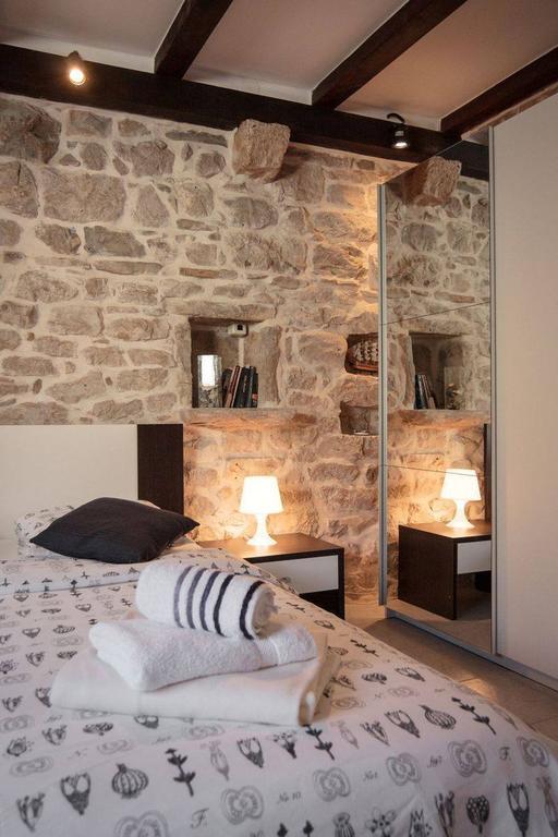Guest House Vagabundo Imb Split Bagian luar foto